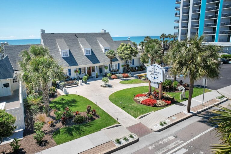 Sea Captain's House Oceanfront Restaurant
