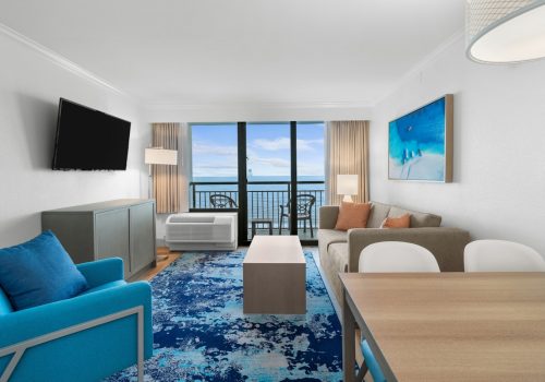 Oceanfront Deluxe One Bedroom King Suite - Living Room